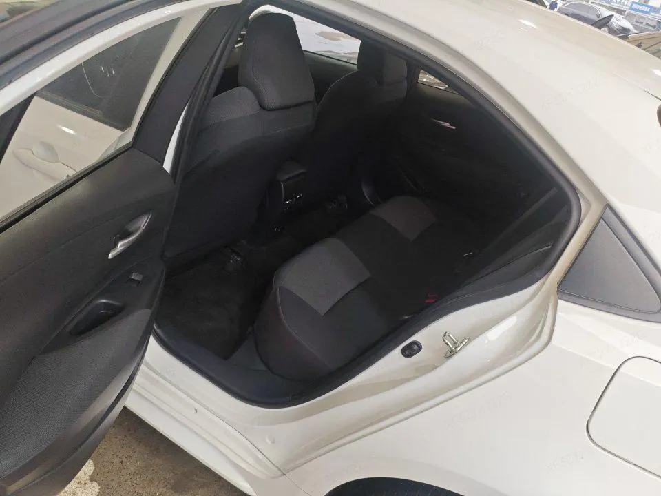 Toyota 2022 Lei Ling 1.2T Stepless 185T Deluxe Automatic Gear 4