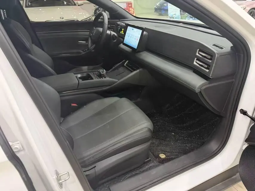 BYD 2024 seal 06 DM-i 1.5 stepless 80KM noble automatic gear 8
