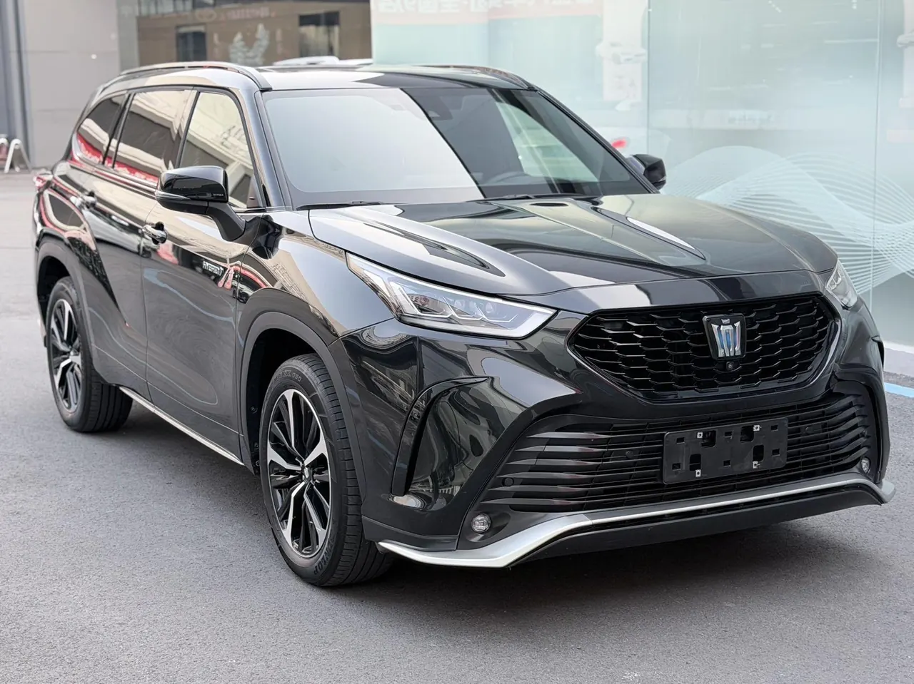 Toyota 2023 Crown Land Release 2.5 Stepless Four-wheel Drive Premium Edition Automatic Gear 3