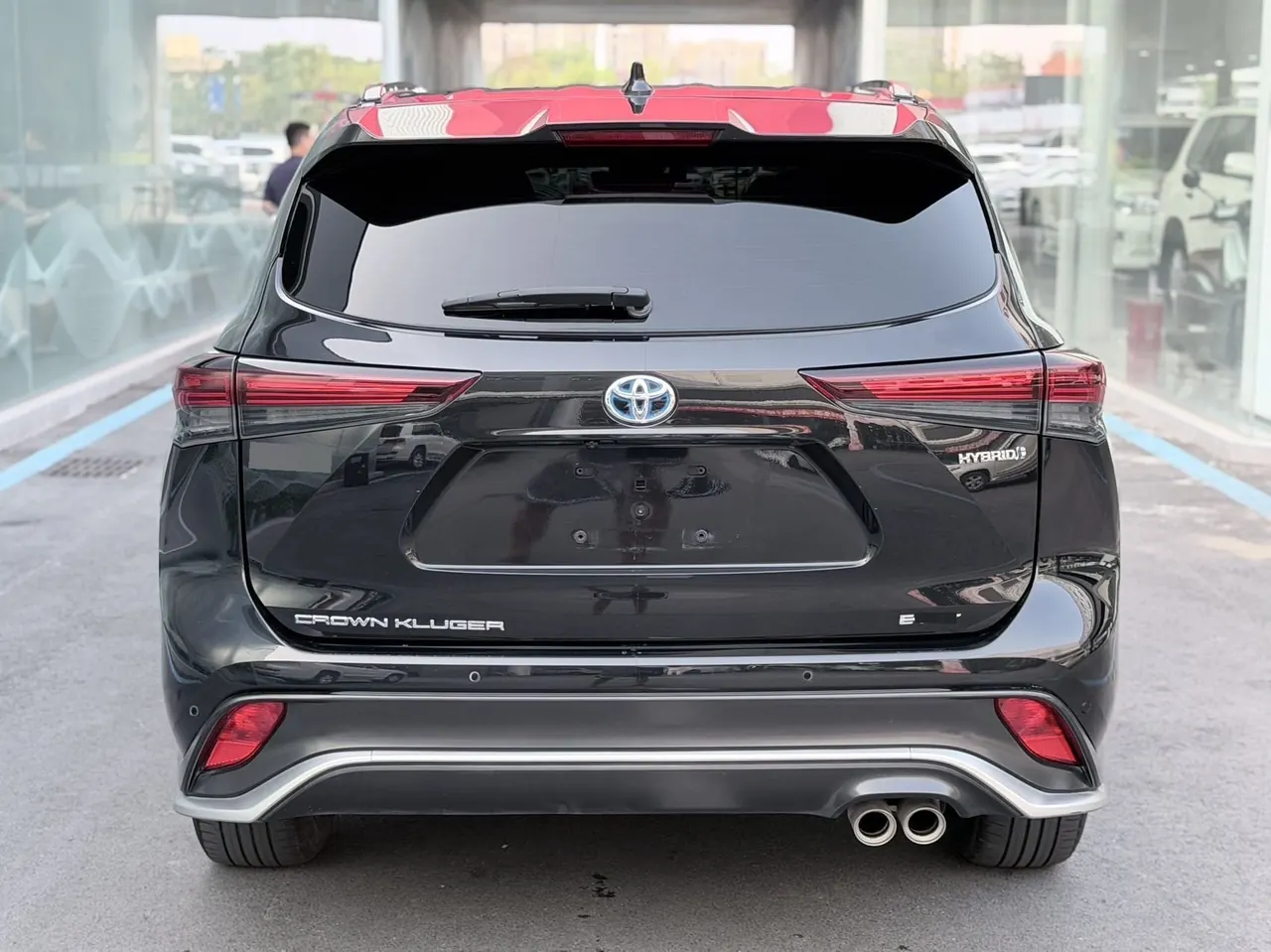 Toyota 2023 Crown Land Release 2.5 Stepless Four-wheel Drive Premium Edition Automatic Gear 4