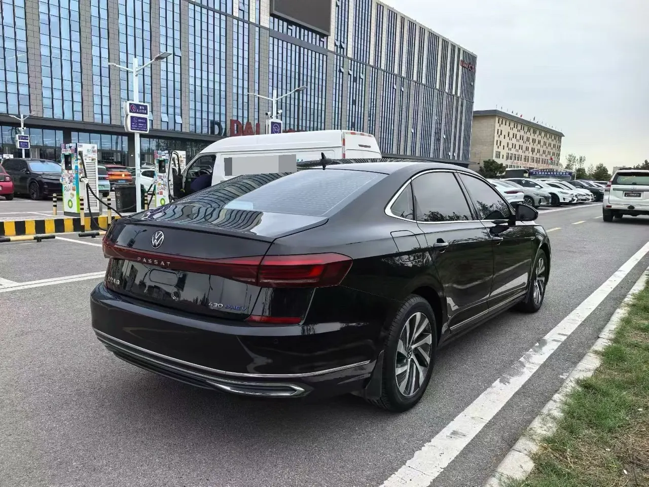 Volkswagen Passat New Energy 2022 Passat PHEV 1.4T 430 Deluxe Automatic Gear 4