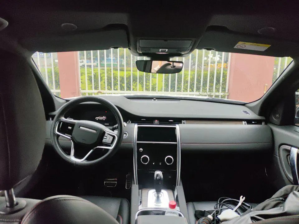 Land Rover 2022 found sports version 48V 2.0T 249PS R-Dynamic S performance version (modified) automatic gear 3
