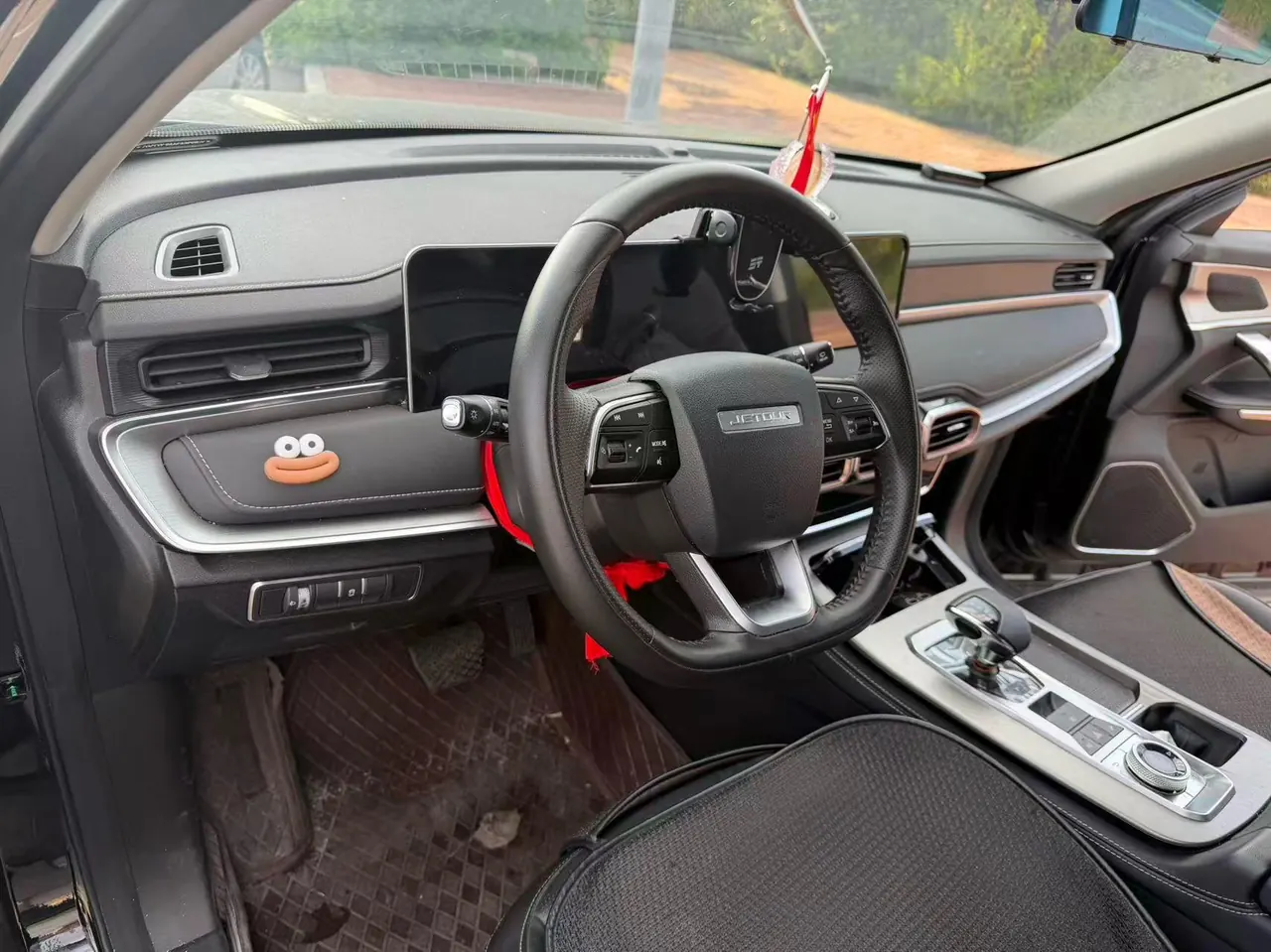 Jetour 2025 X70 PLUS 1.5T Elite Edition 5-seat Automatic Gear 8