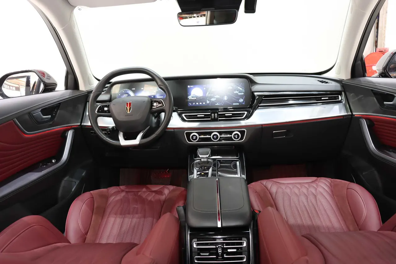 HongQi 2023 HS5 2.0T Flag Enjoy Pro Edition Automatic Gear 12