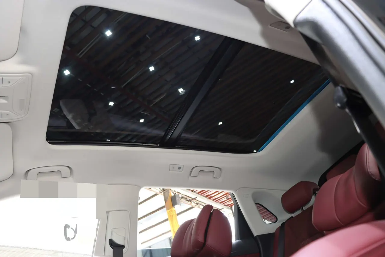 HongQi 2023 HS5 2.0T Flag Enjoy Pro Edition Automatic Gear 17
