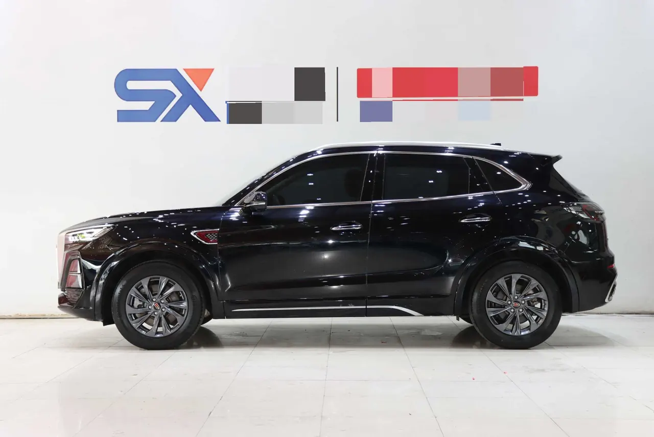 HongQi 2023 HS5 2.0T Flag Enjoy Pro Edition Automatic Gear 6