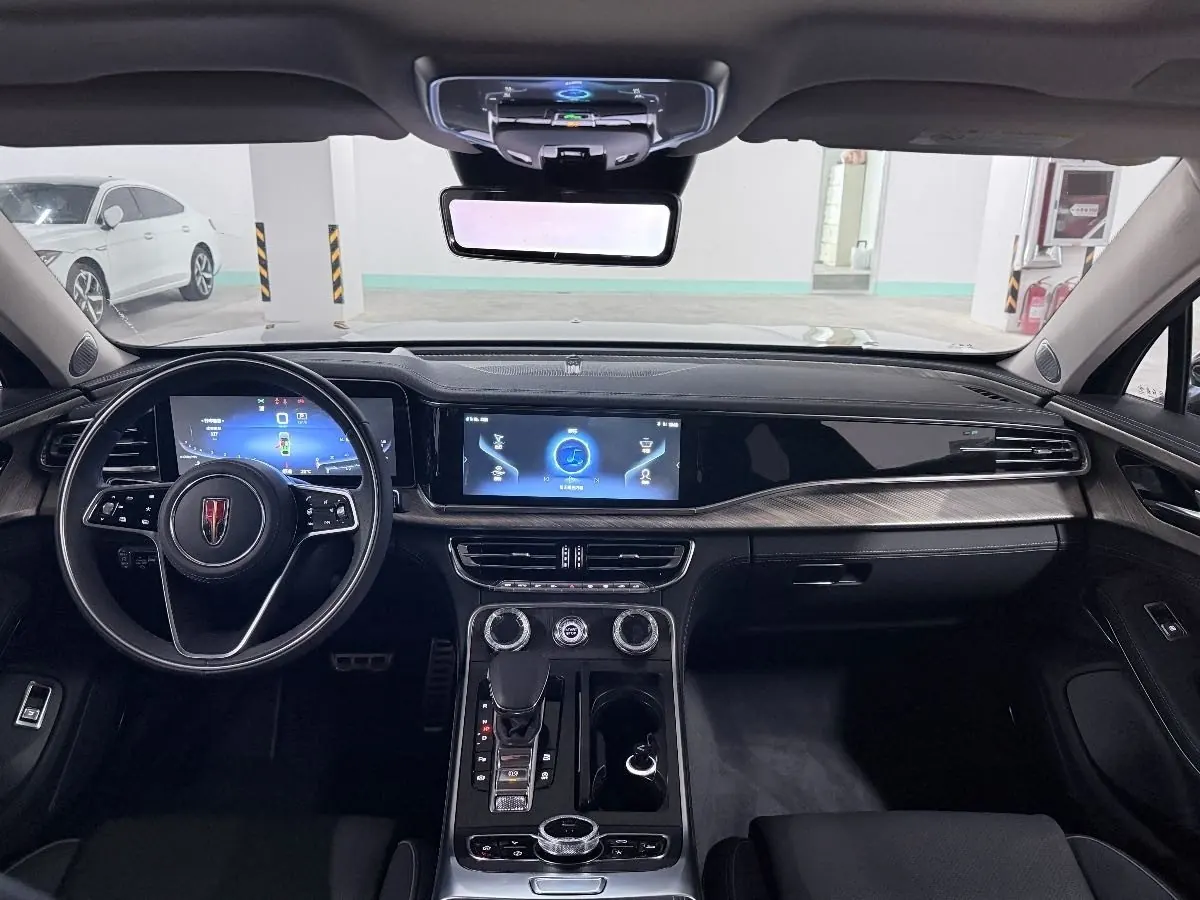 HongQi 2022 H9 48V 2.0T Zhilian Qi Chang Edition Automatic Gear 8