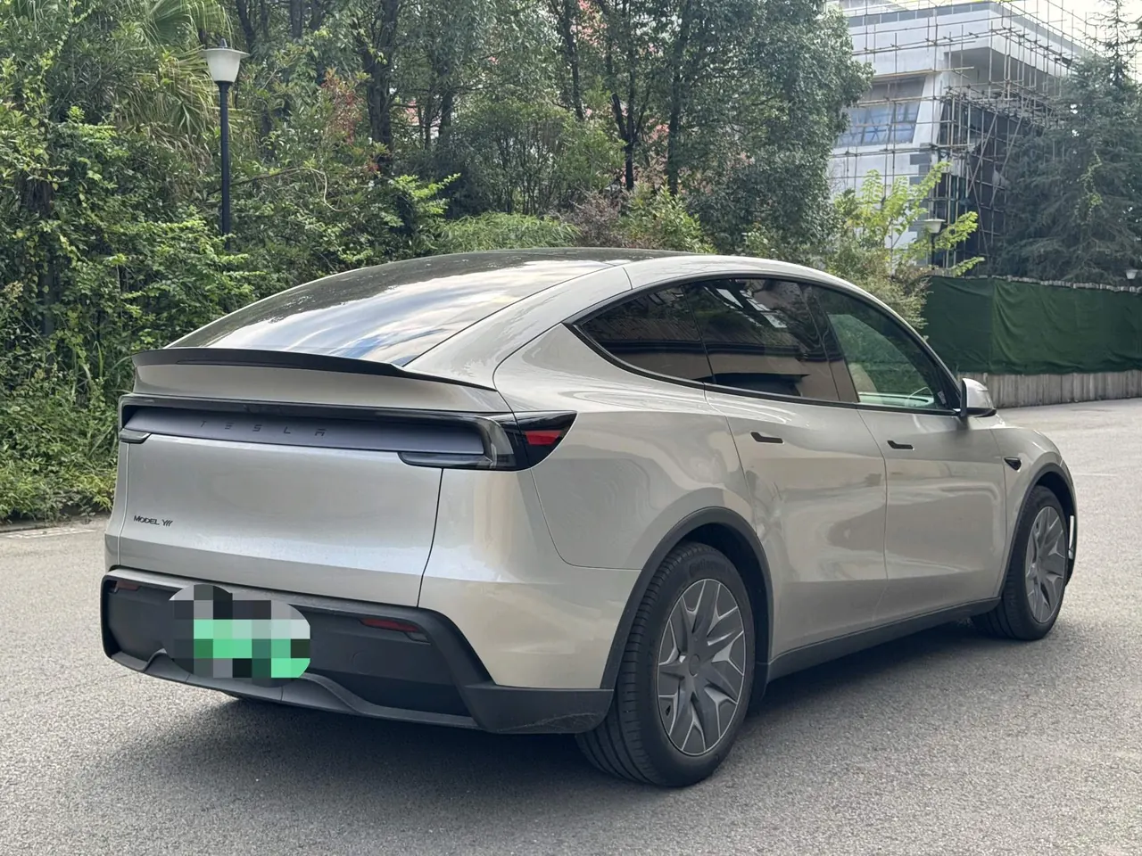 Tesla 2025 Model Y L Long Endurance All-Wheel Drive Automatic Transmission 6