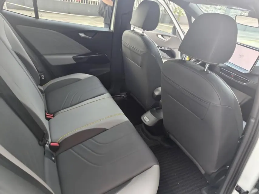 Volkswagen 2025 ID. 3 Smart Extremely Intelligent Automatic Gear 6