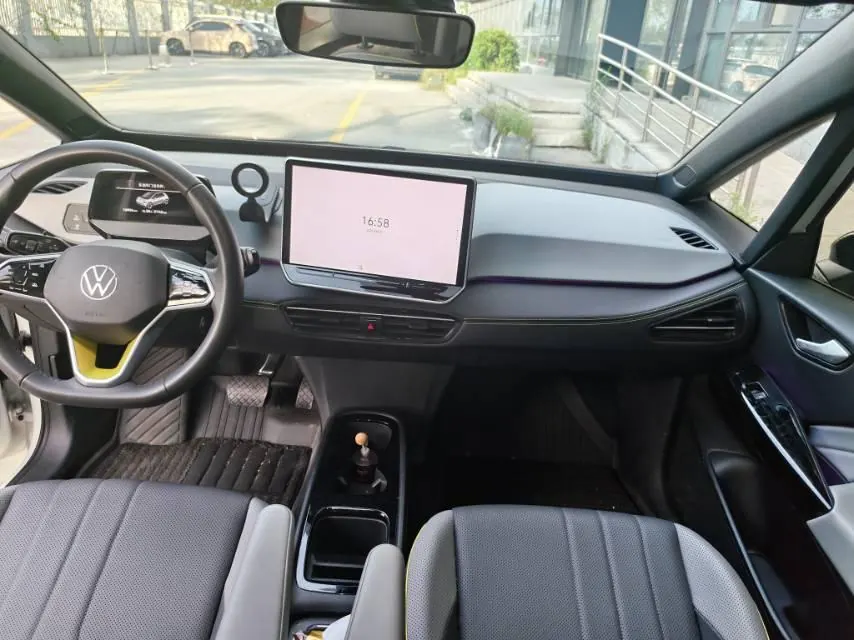 Volkswagen 2025 ID. 3 Smart Extremely Intelligent Automatic Gear 8