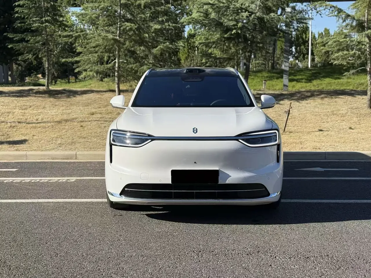 AITO 2026 AITO M7 extended range Ultra 4-wheel drive version 6 seats (192-line laser Radar) automatic gear 2
