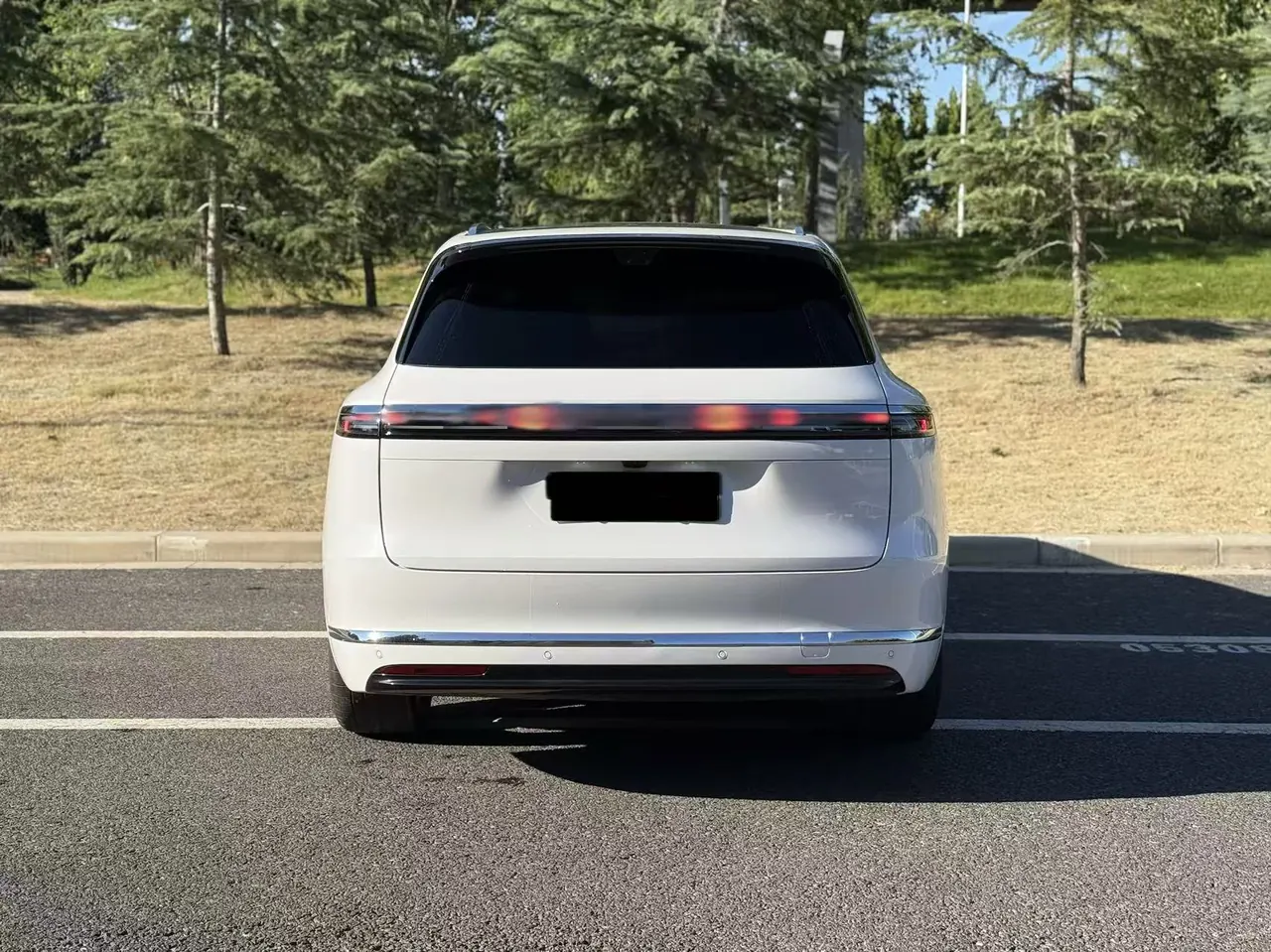 AITO 2026 AITO M7 extended range Ultra 4-wheel drive version 6 seats (192-line laser Radar) automatic gear 6