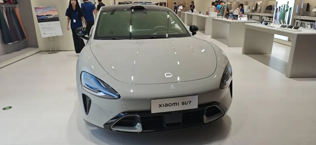MI 2026 SU7 Standard Edition Automatic Gear 2