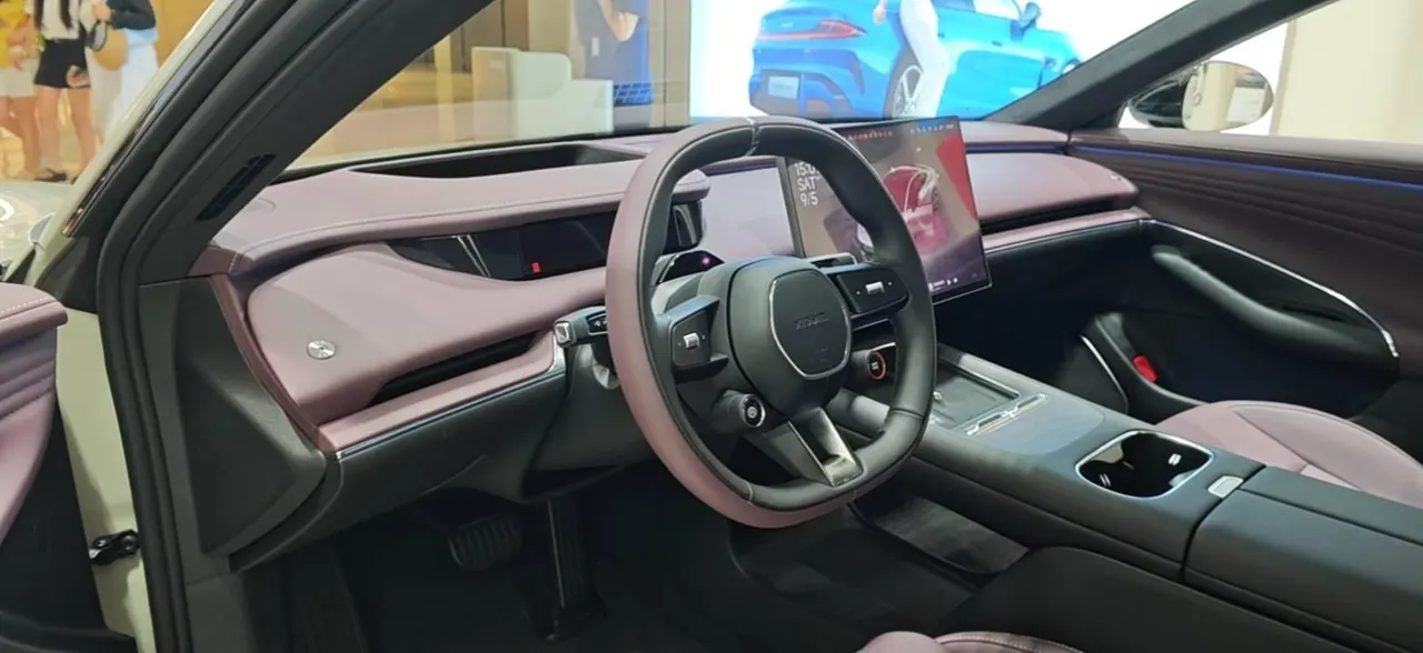 MI 2026 SU7 Standard Edition Automatic Gear 3
