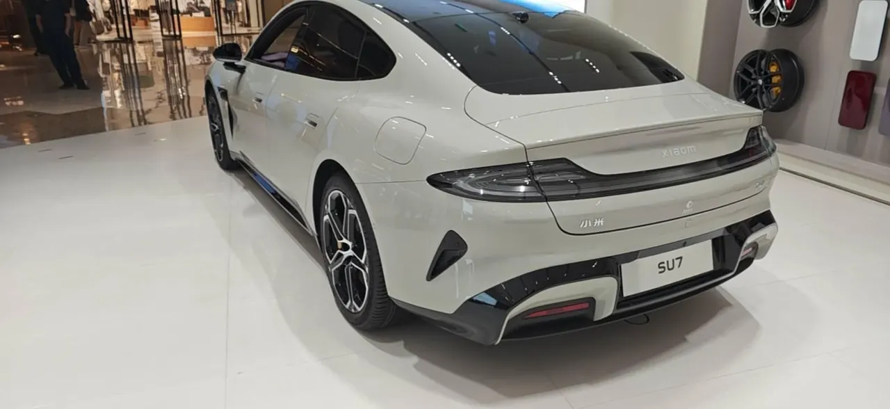 MI 2026 SU7 Standard Edition Automatic Gear 5