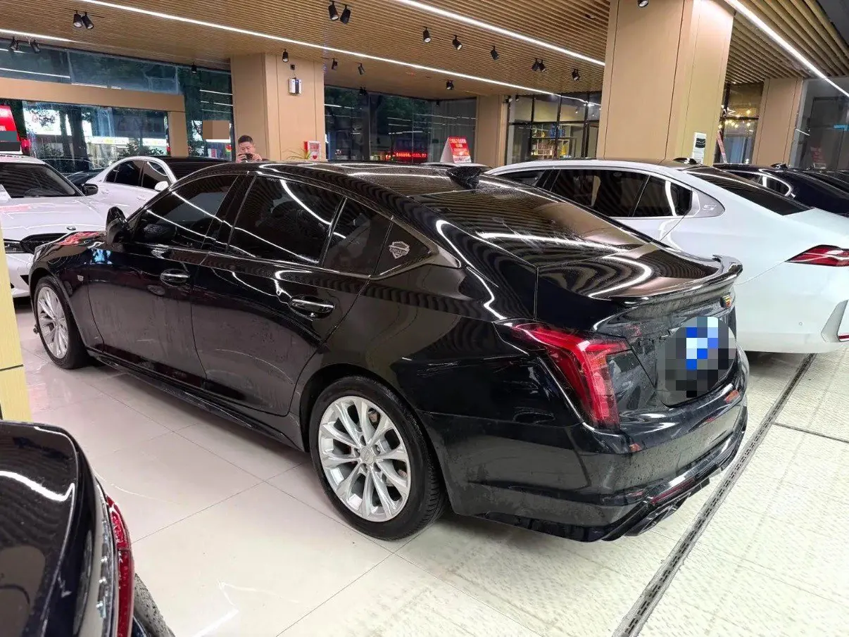 Cadillac 2023 CT5 2.0T 28T Luxury (Standard Edition) Automatic Gear 2