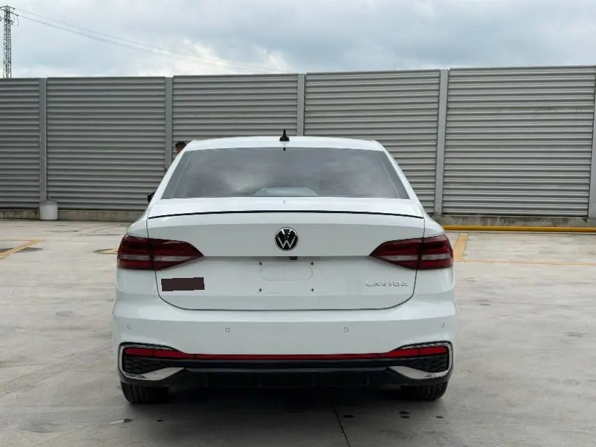 Volkswagen 2024 Lavida 1.5TSI 300TSI Star Leading Edition Automatic Gear 9
