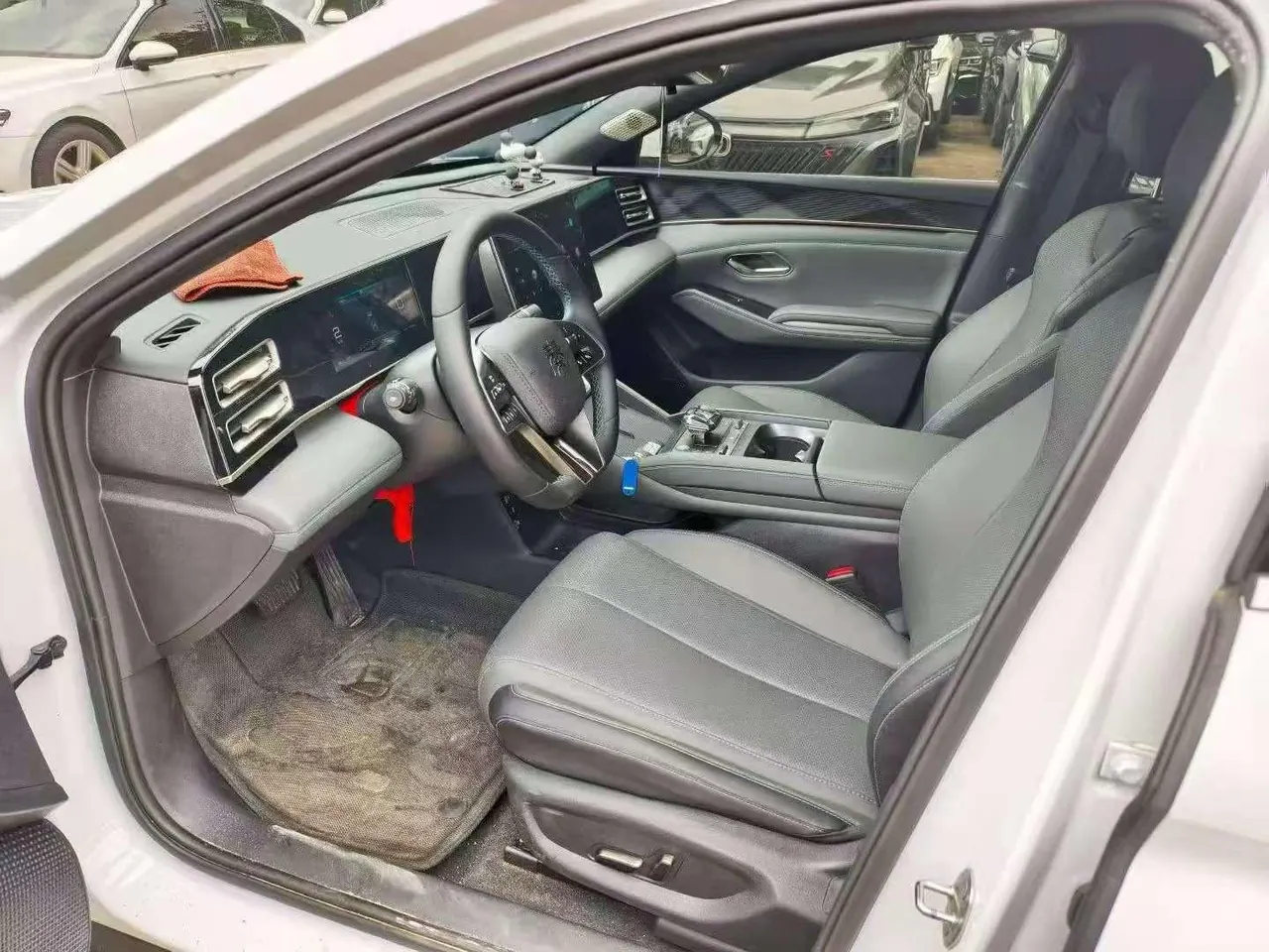 BYD 2024 Qin L DM-i 1.5 Stepless 120KM Excellent Automatic 5