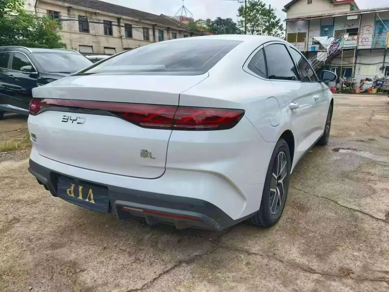 BYD 2024 Qin L DM-i 1.5 Stepless 120KM Excellent Automatic 6