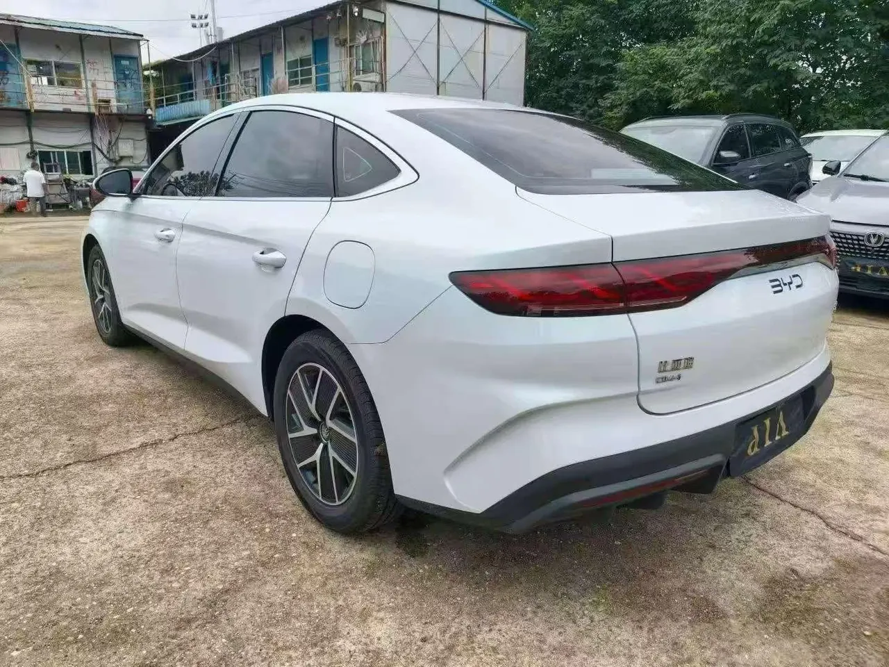 BYD 2024 Qin L DM-i 1.5 Stepless 120KM Excellent Automatic 7