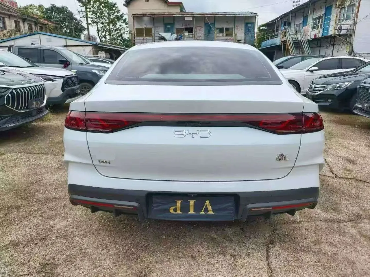 BYD 2024 Qin L DM-i 1.5 Stepless 120KM Excellent Automatic 8
