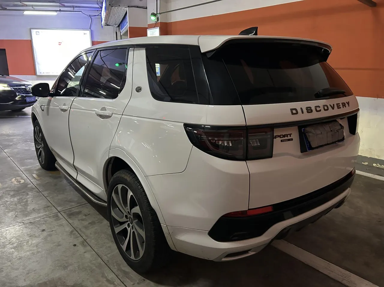 Land Rover 2021 Discovery Sports Edition 48V 2.0T 249PS R-Dynamic SE Performance Technology Edition 5-seat Automatic Gear 7