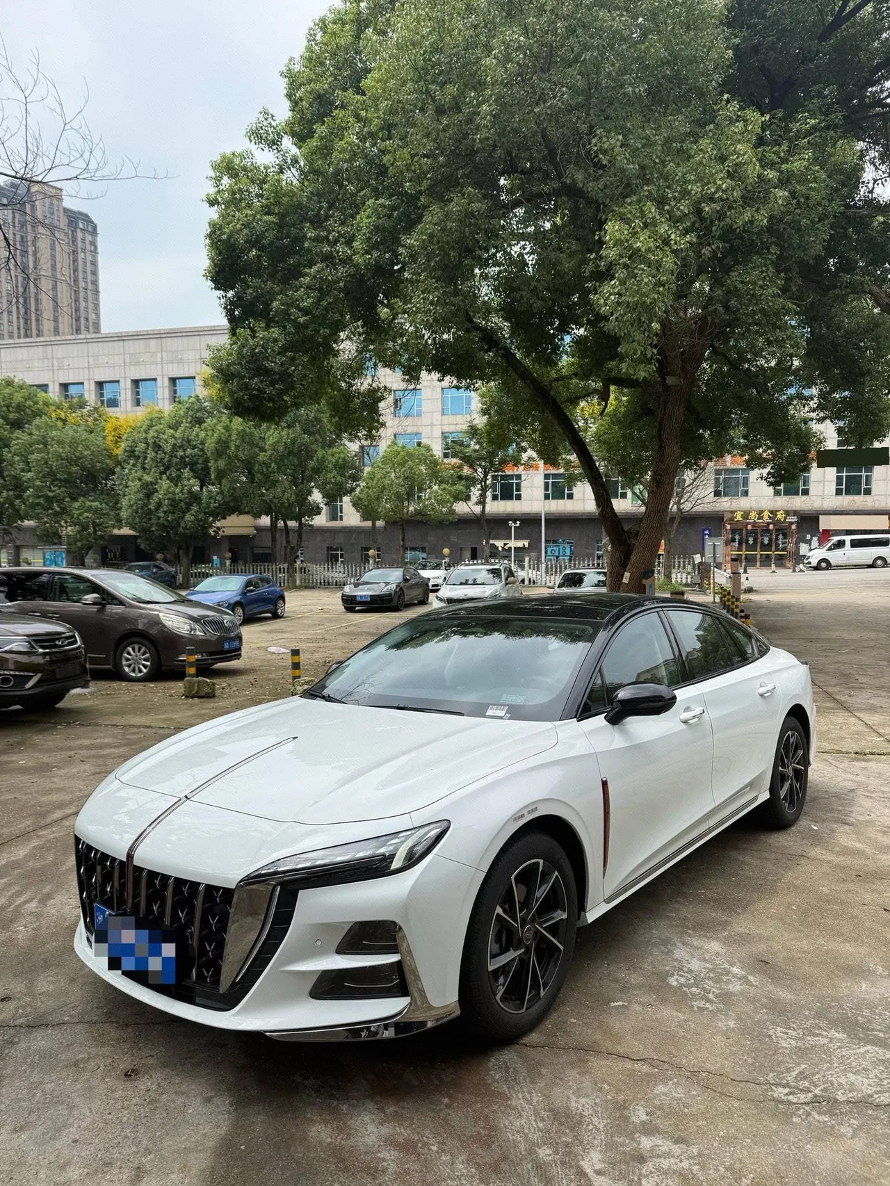 HongQi 2025 H6 2.0T to the United States version of automatic gear - View 1