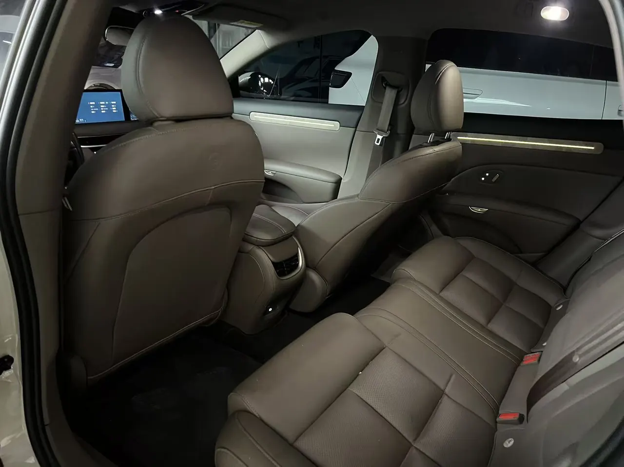 IM 2025 IM L6 Ultra Automatic Transmission 4