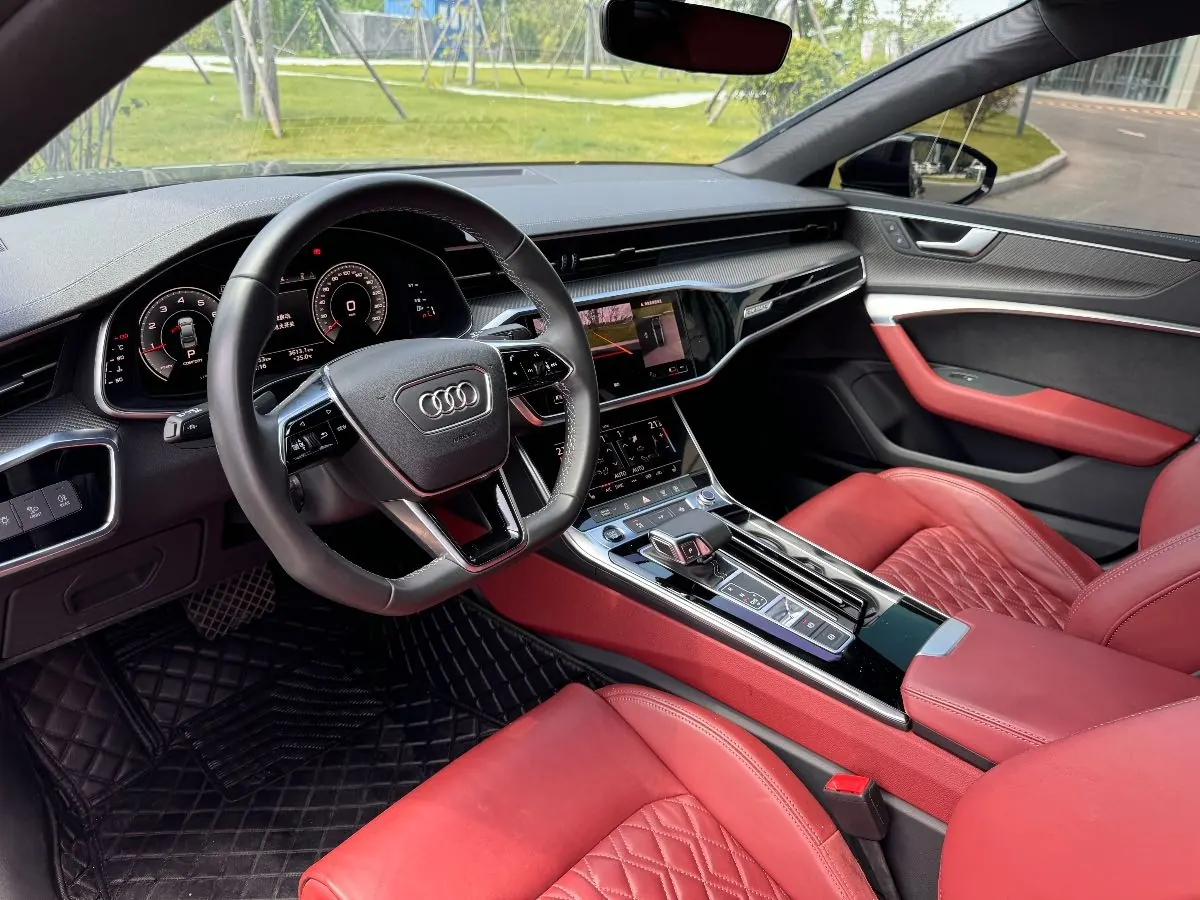 Audi 2023 A7L 2.0TFSI 45TFSI Quattro S-line Black Samurai Edition Automatic Gear 4