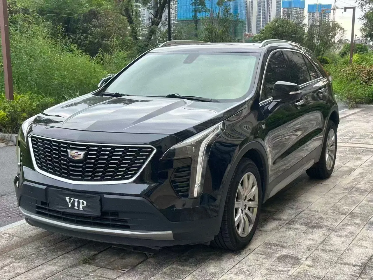 Cadillac 2021 XT4 2.0T 28T Two-Drive Leading Automatic Gear - View 1