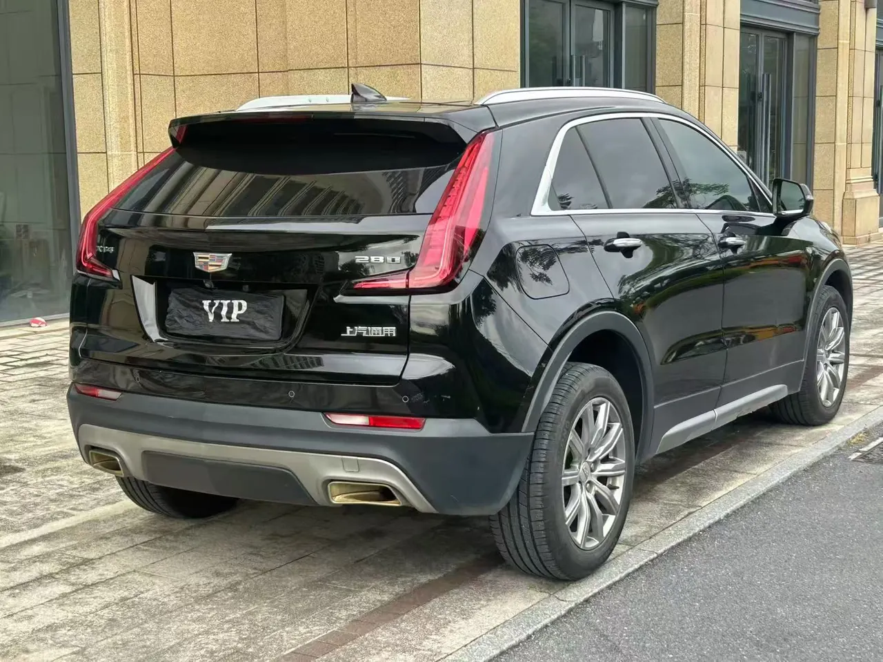 Cadillac 2021 XT4 2.0T 28T Two-Drive Leading Automatic Gear 5