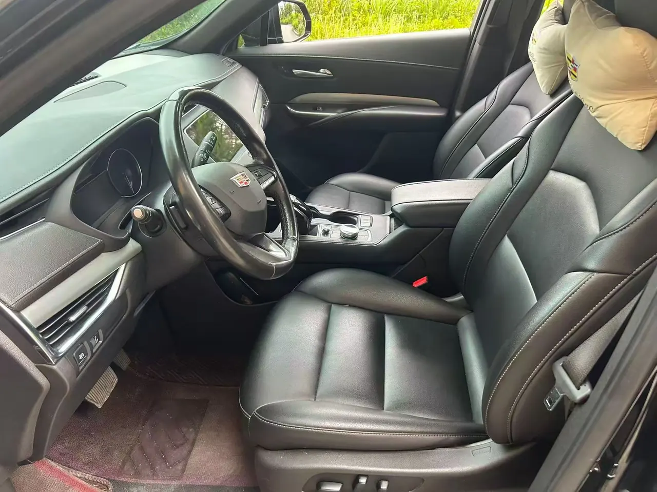 Cadillac 2021 XT4 2.0T 28T Two-Drive Leading Automatic Gear 6