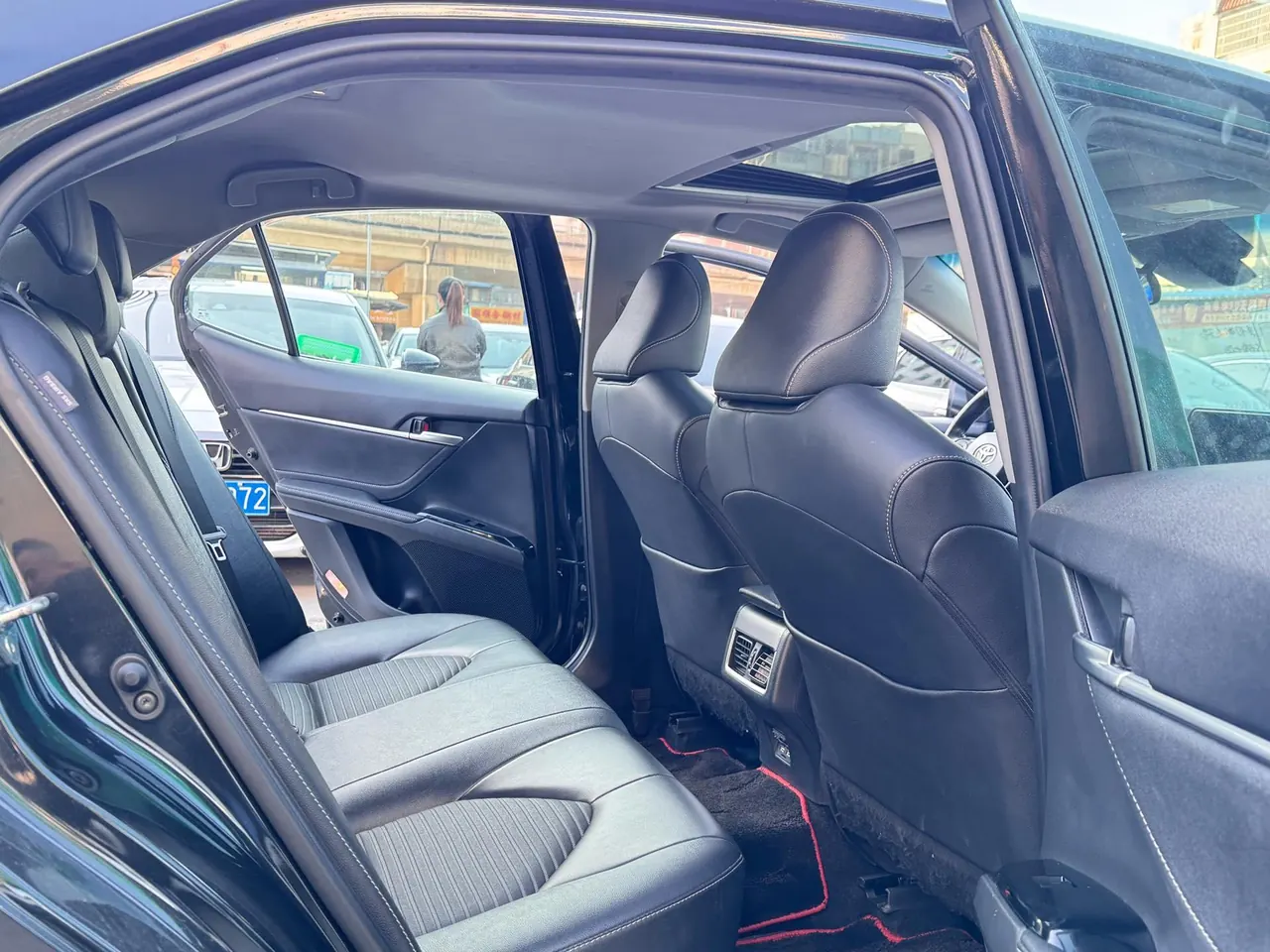 Toyota 2022 Camry 2.0S Stepless Knight Edition Automatic Gear 11