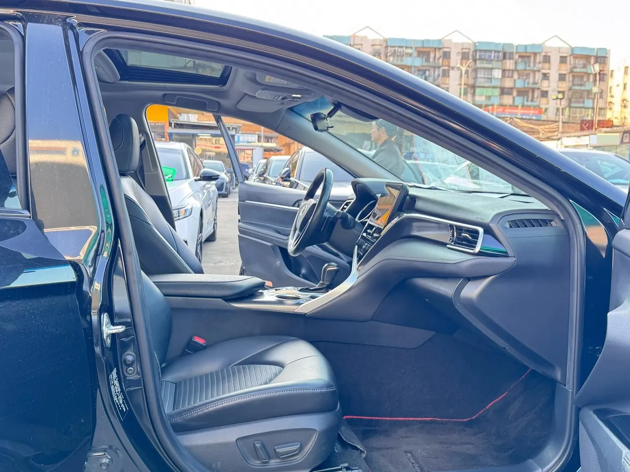 Toyota 2022 Camry 2.0S Stepless Knight Edition Automatic Gear 9
