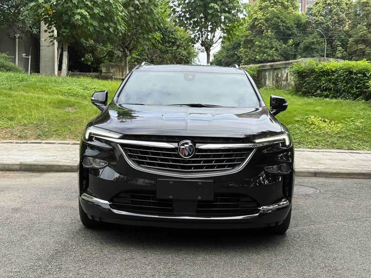 Buick 2022 Angke Flag 48V 2.0T 652T Four-wheel Drive Enjoy Flagship Automatic Gear 2