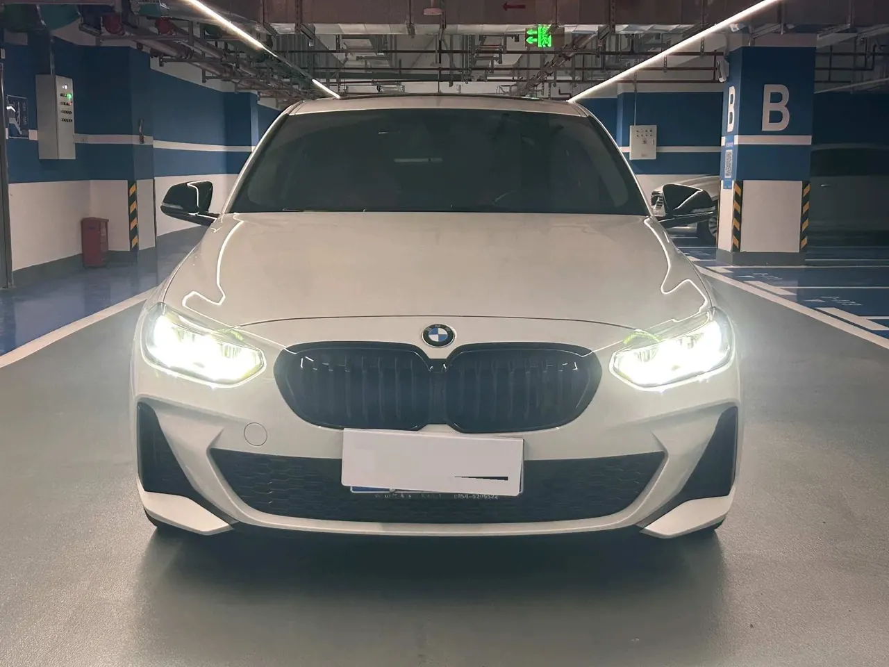 BMW 1 Series 2023 125i 2.0T M Sports Obsidian Night Edition Automatic Gear 2