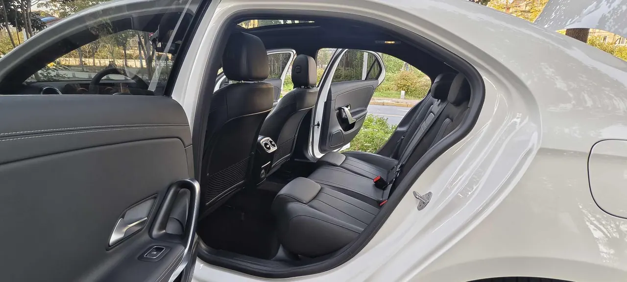 Mercedes Benz Class A 2022 A 180 L 1.3T automatic gear 4