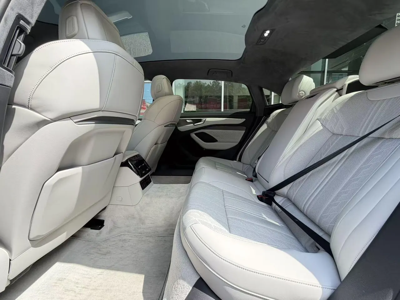Audi 2026 A6L 2.0T Quattro Enjoy Elegant Automatic Gear 7