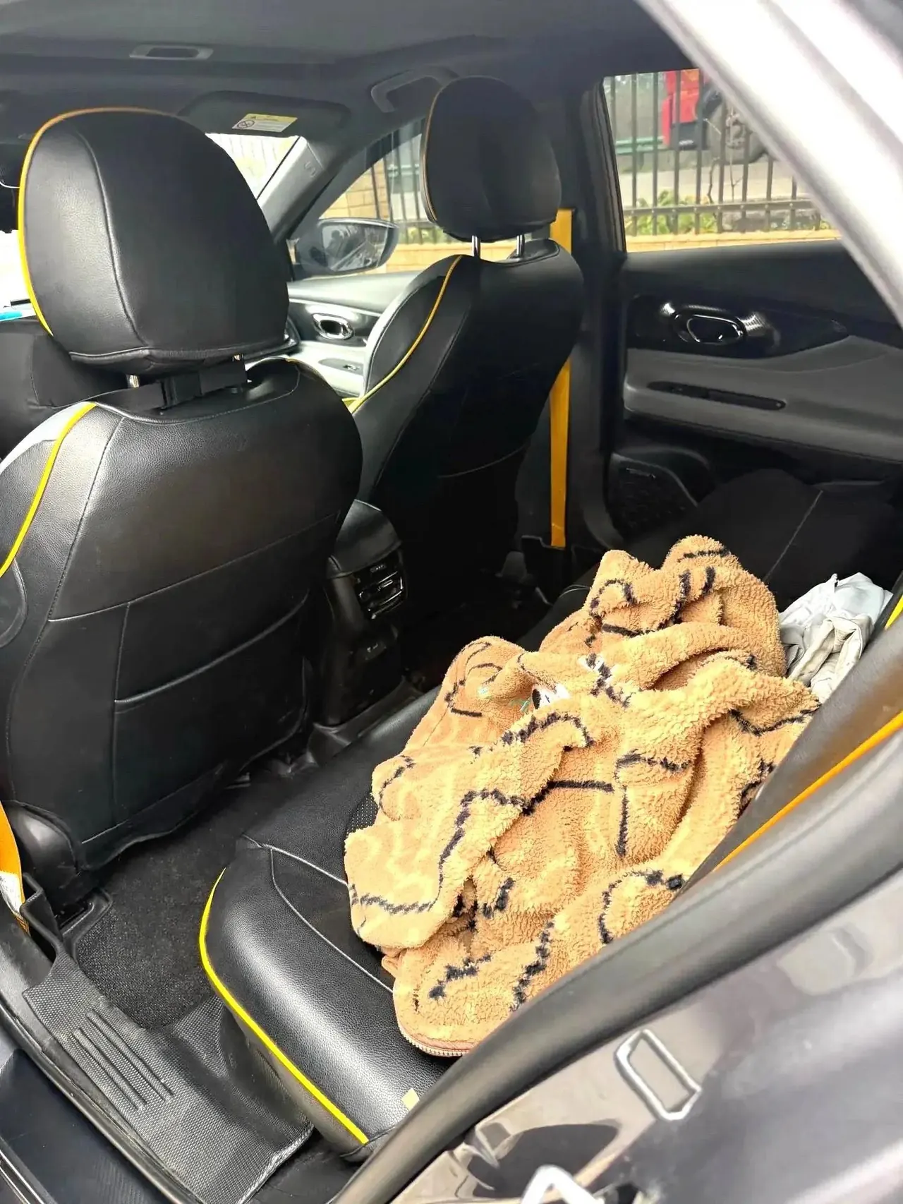 Chuanqi 2021 Shadow Leopard 1.5T 270T Shadow Leopard J15 Edition Automatic Gear 5