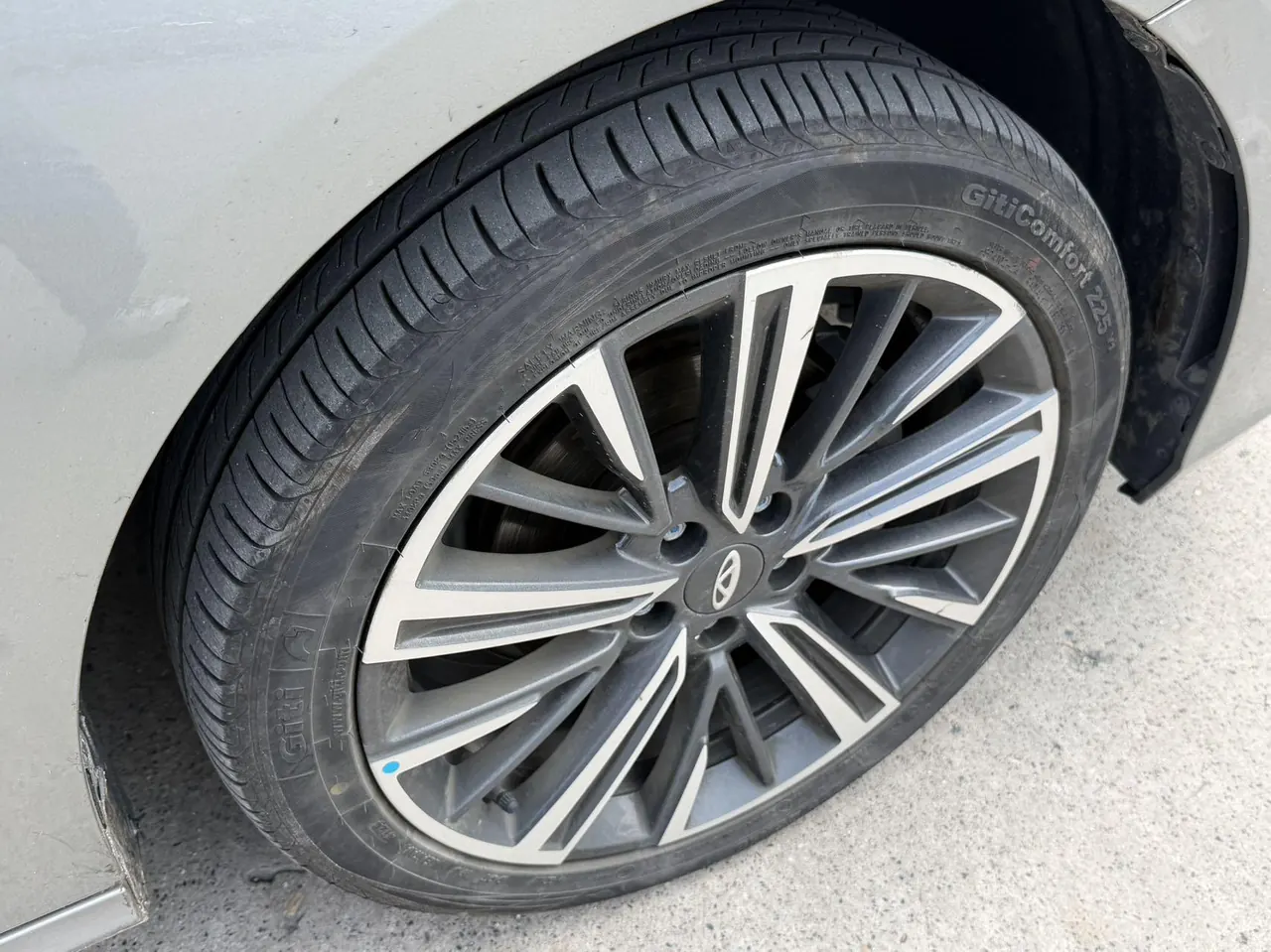 Chery 2025 Erez 8 1.6T Automatic Gear 7