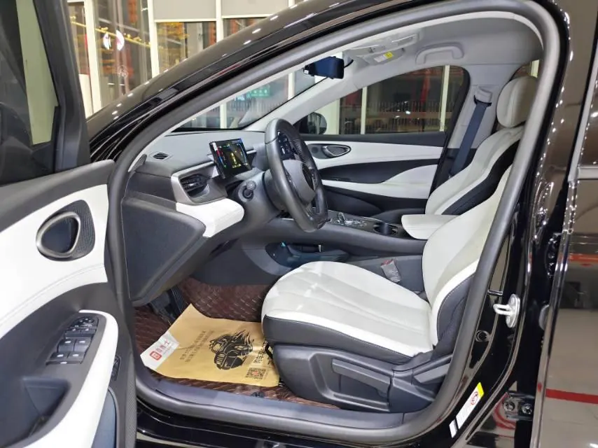 BYD 2025 seals 05 DM-i 1.5 stepless smart driving version 55KM luxury automatic gear 5