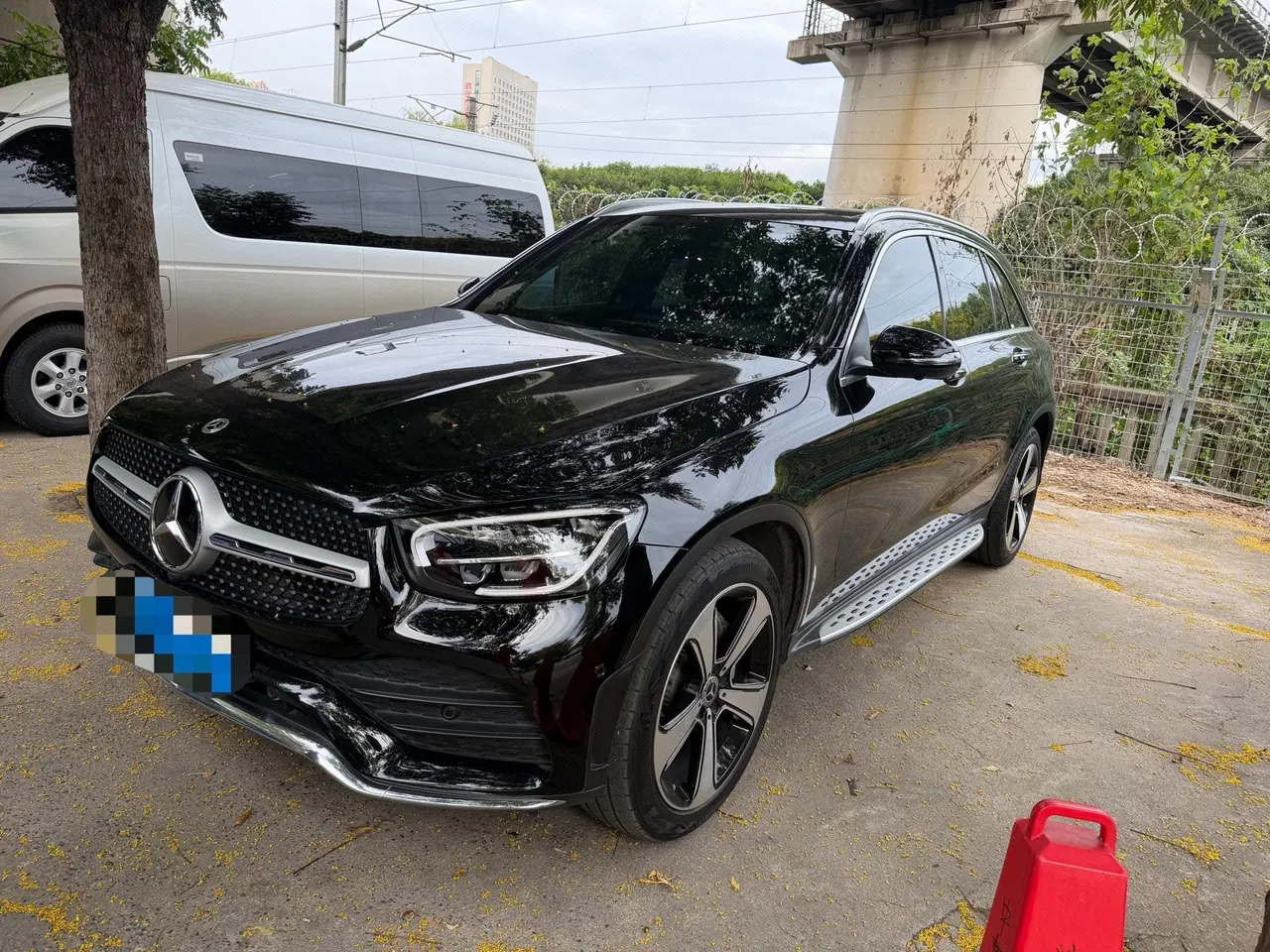 打开图片灯箱:Mercedes Benz 2022 GLC 300 L 4MATIC 2.0T Luxury (Modified 2) Automatic Gear