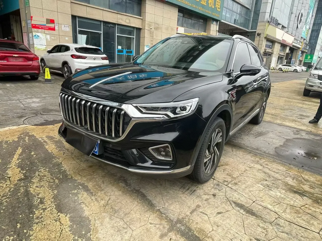 HongQi 2022 HS5 2.0T Zhilian Flag Collar Edition Automatic Gear - View 1