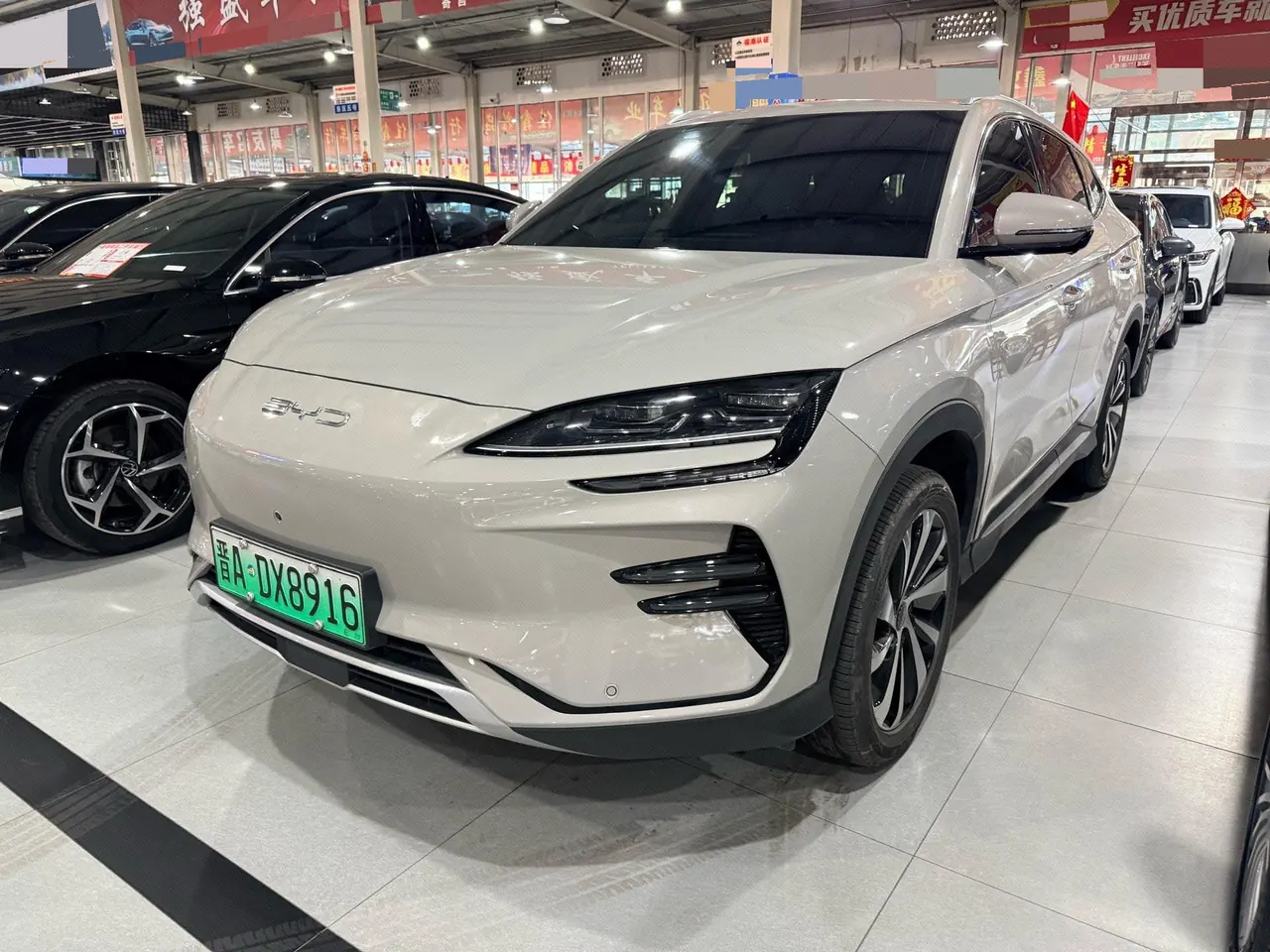 BYD Song PLUS New Energy 2024 Song PLUS EV Glory Edition 520km Pilot Automatic Gear - View 1