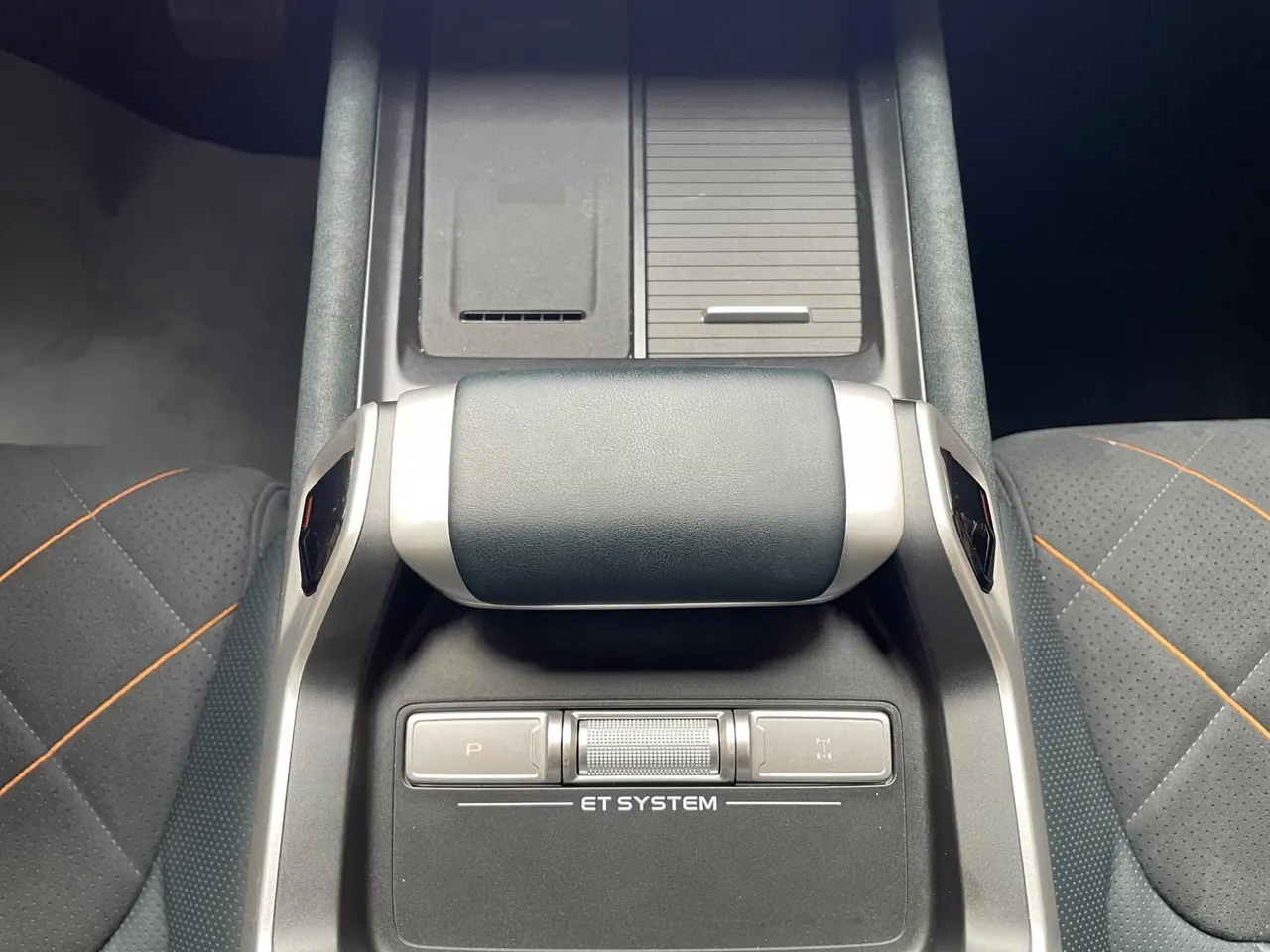 ChangAn Deepal 2025 G318 Worry-Free Crossing Edition Four-wheel Drive Secret Edition Automatic Gear 15
