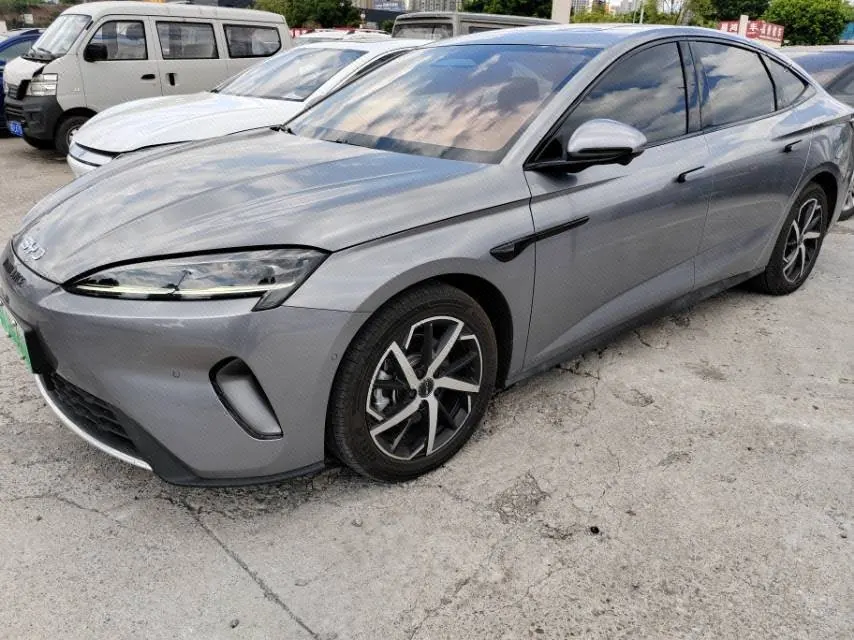 BYD 2026 Seal 07 DM-i 1.5T Stepless 230km Honorable Automatic Gear - View 1