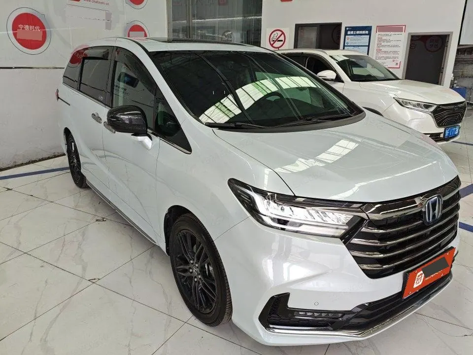 Honda 2022 Odyssey Hybrid 2.0 Stepless Sharp Extreme Edition Automatic Gear 2