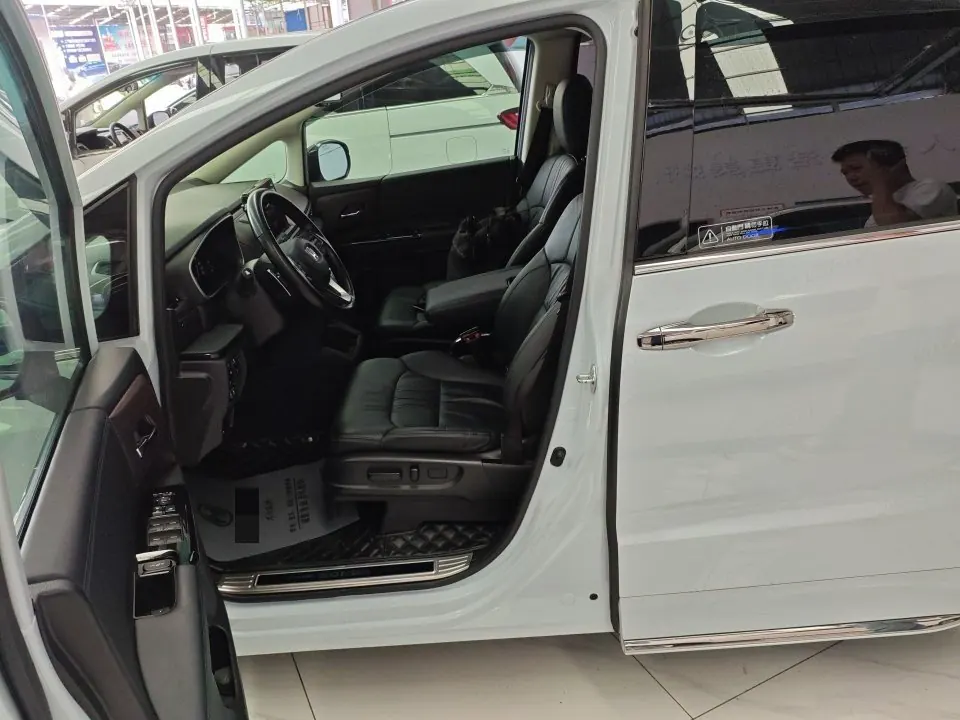Honda 2022 Odyssey Hybrid 2.0 Stepless Sharp Extreme Edition Automatic Gear 5