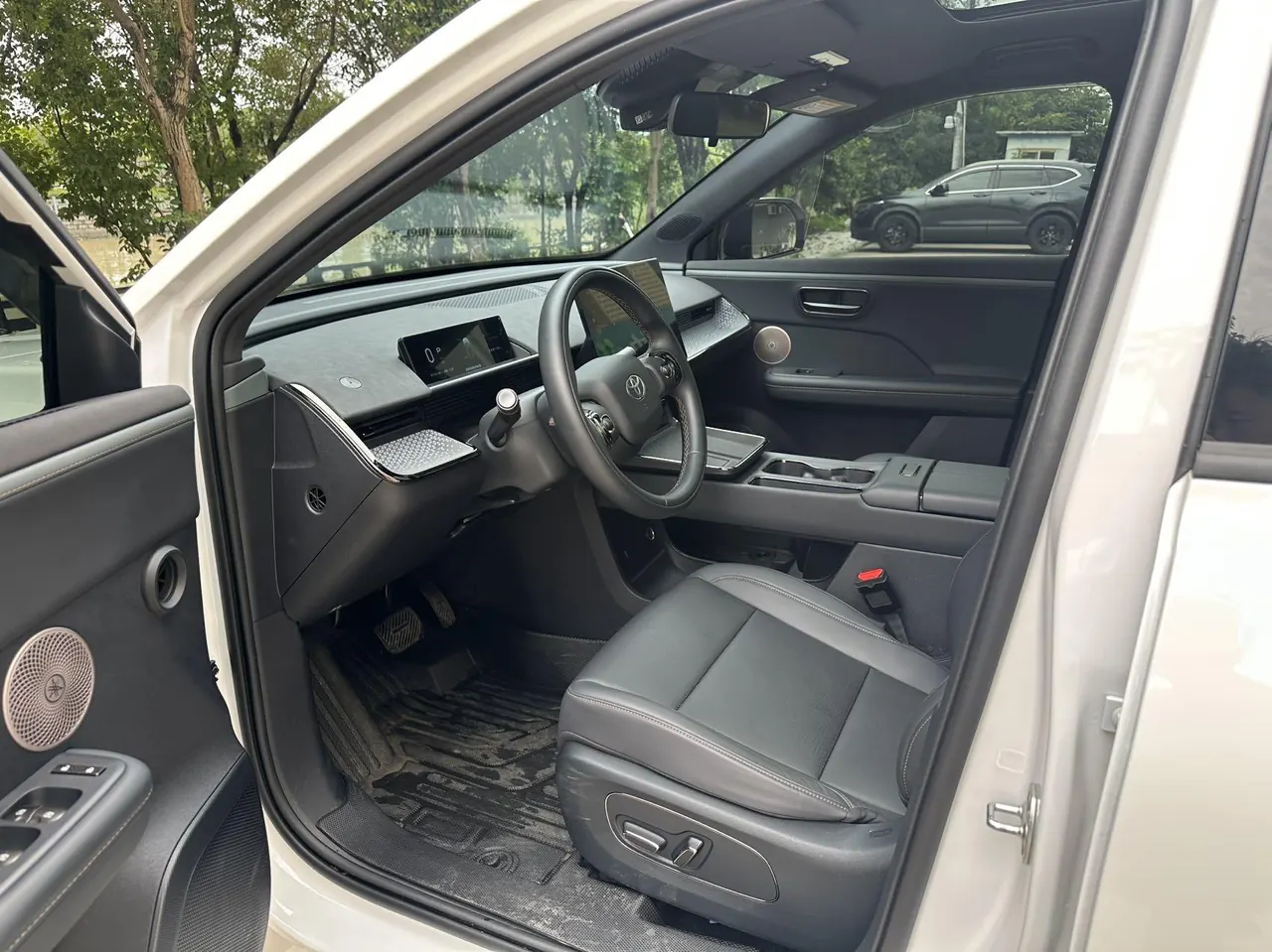Toyota 2025 Platinum Intelligence 3X 520 Pro Advanced Intelligence Driving Edition Automatic Gear 4