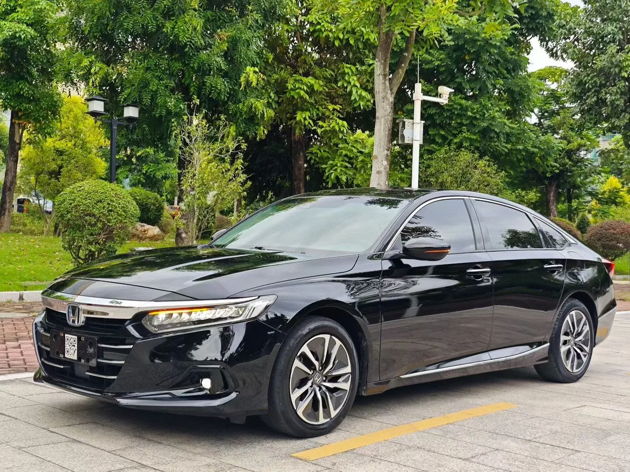 打开图片灯箱:Honda 2022 10th Generation Accord Hybrid 2.0 Stepless Sharp Collar Automatic Gear